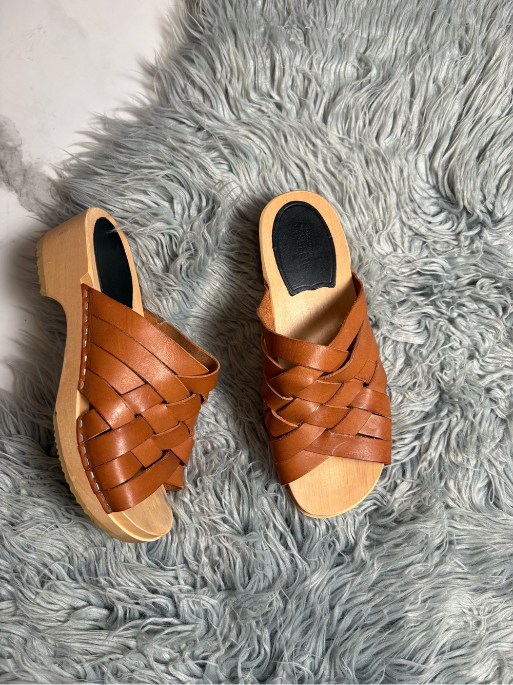 Swedish Hasbeens Britta braided leather lime tree wooden clog 38